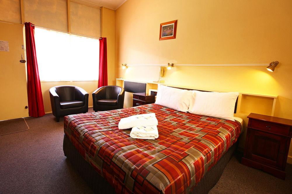 توومبا Downs Motel المظهر الخارجي الصورة