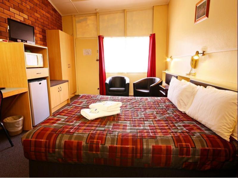 توومبا Downs Motel المظهر الخارجي الصورة