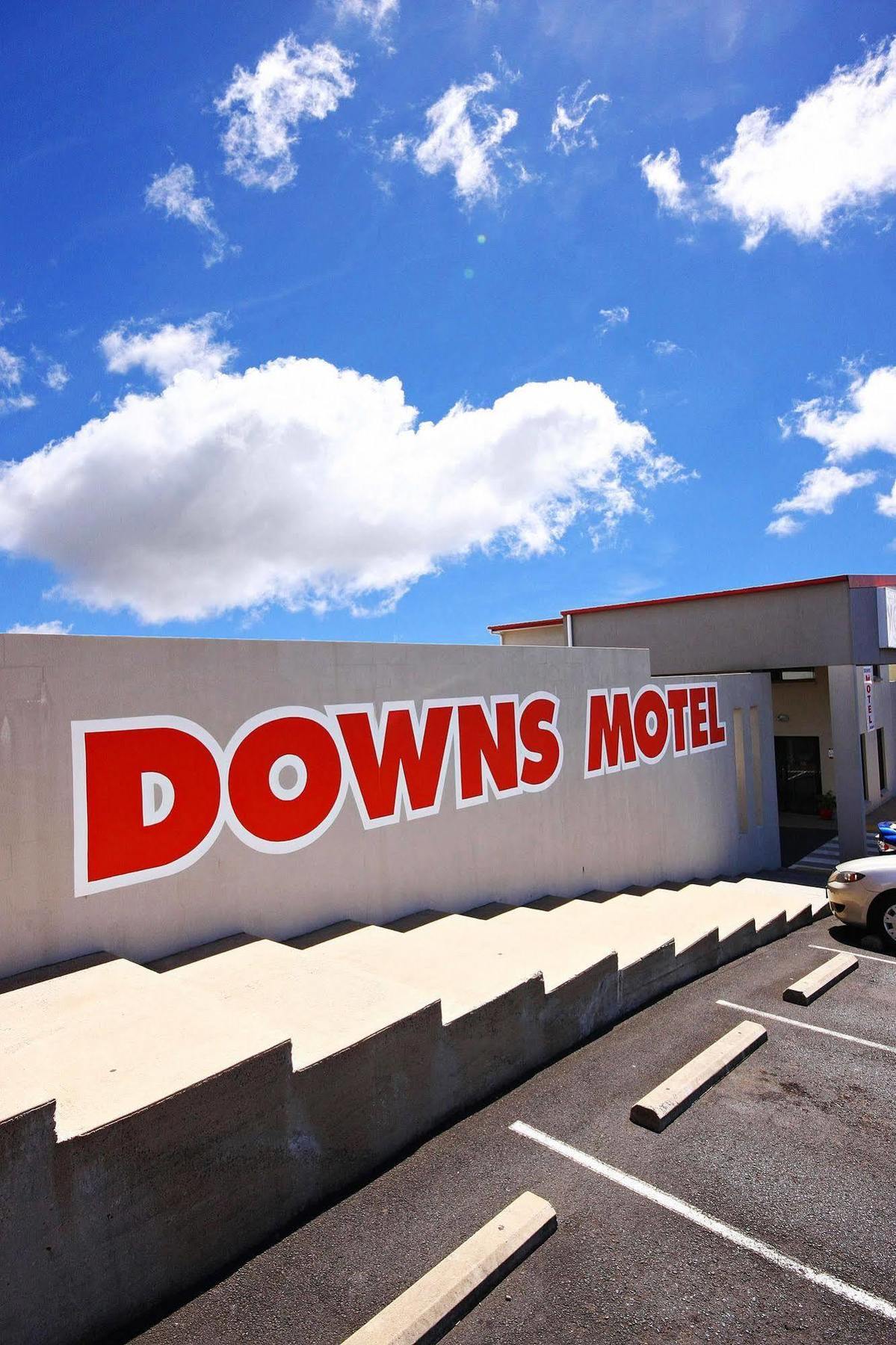 توومبا Downs Motel المظهر الخارجي الصورة