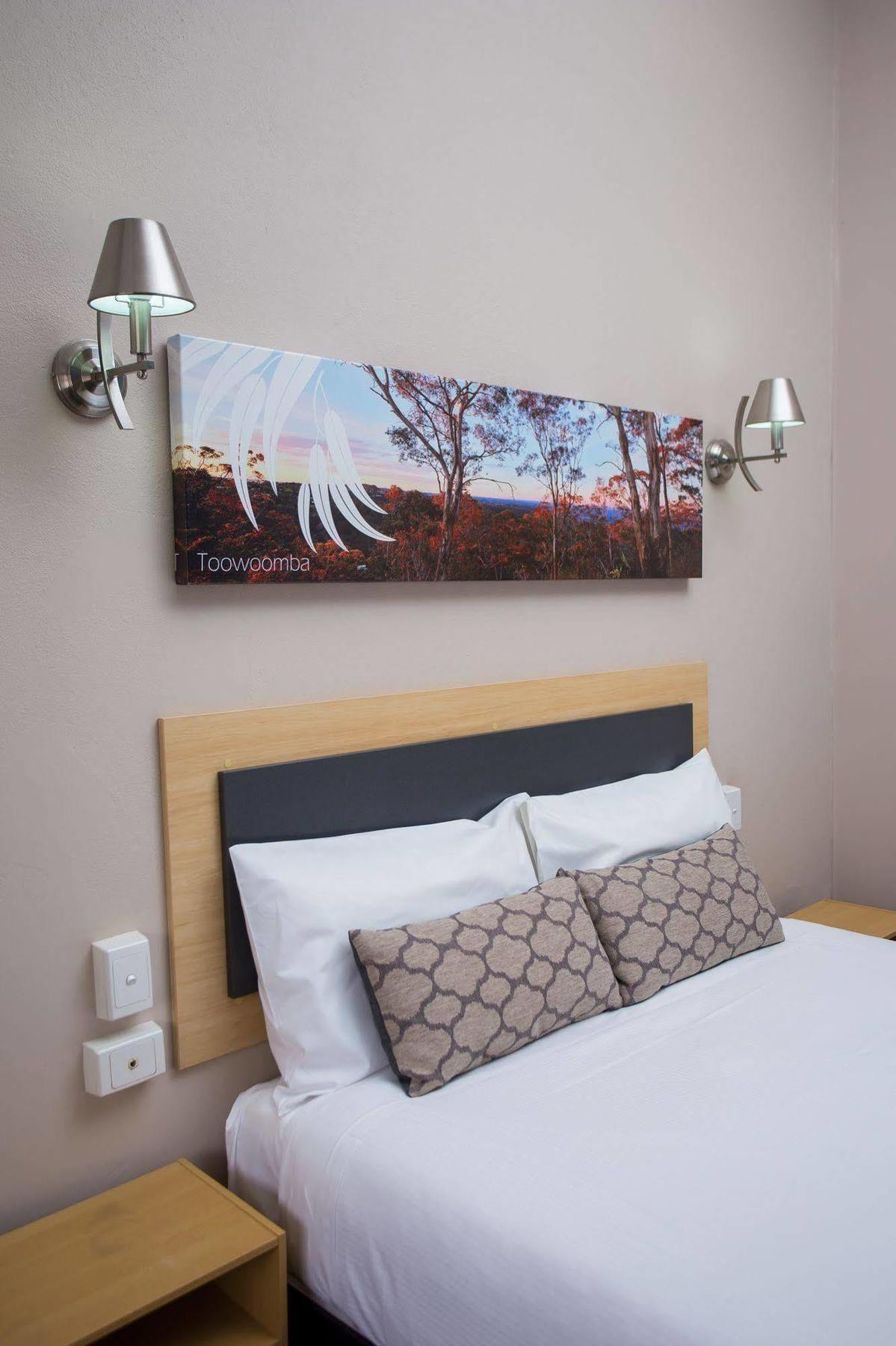 توومبا Downs Motel المظهر الخارجي الصورة