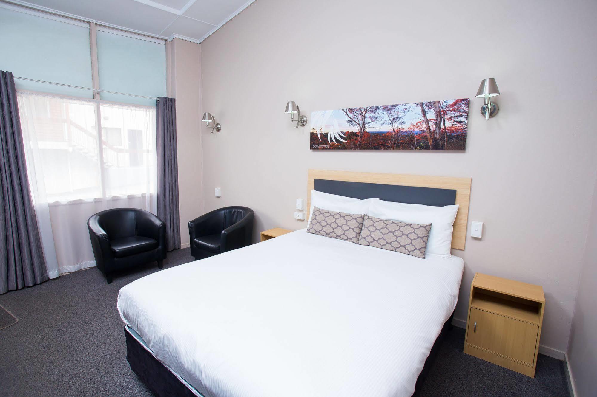 توومبا Downs Motel المظهر الخارجي الصورة